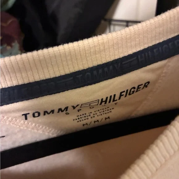 Tommy Hilfiger Cream Embossed Logo medium women’s pull-over Sweatshirt - Picture 4 of 4